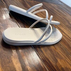 CROCS Women’s White Strappy Slide Sandal